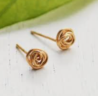 Classic Pearl & Gold Arc Studs
