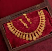 Regal Golden-Bronze Pearl Suite